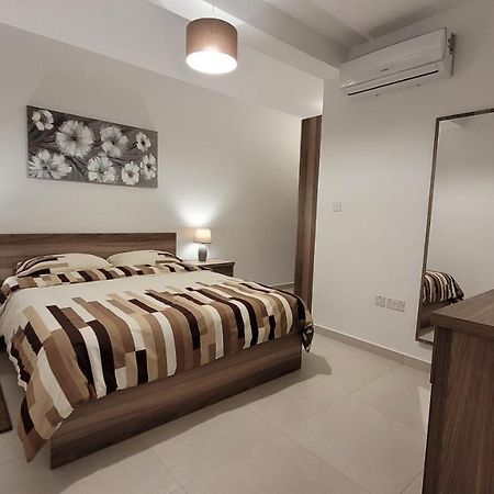 Lovely Apartment With Side Sea View San Pawl il-Baħar Kültér fotó